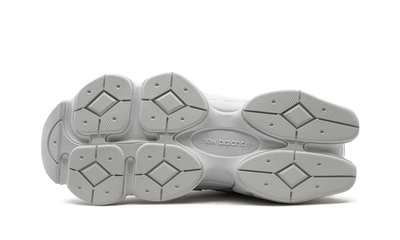 9060 Triple White