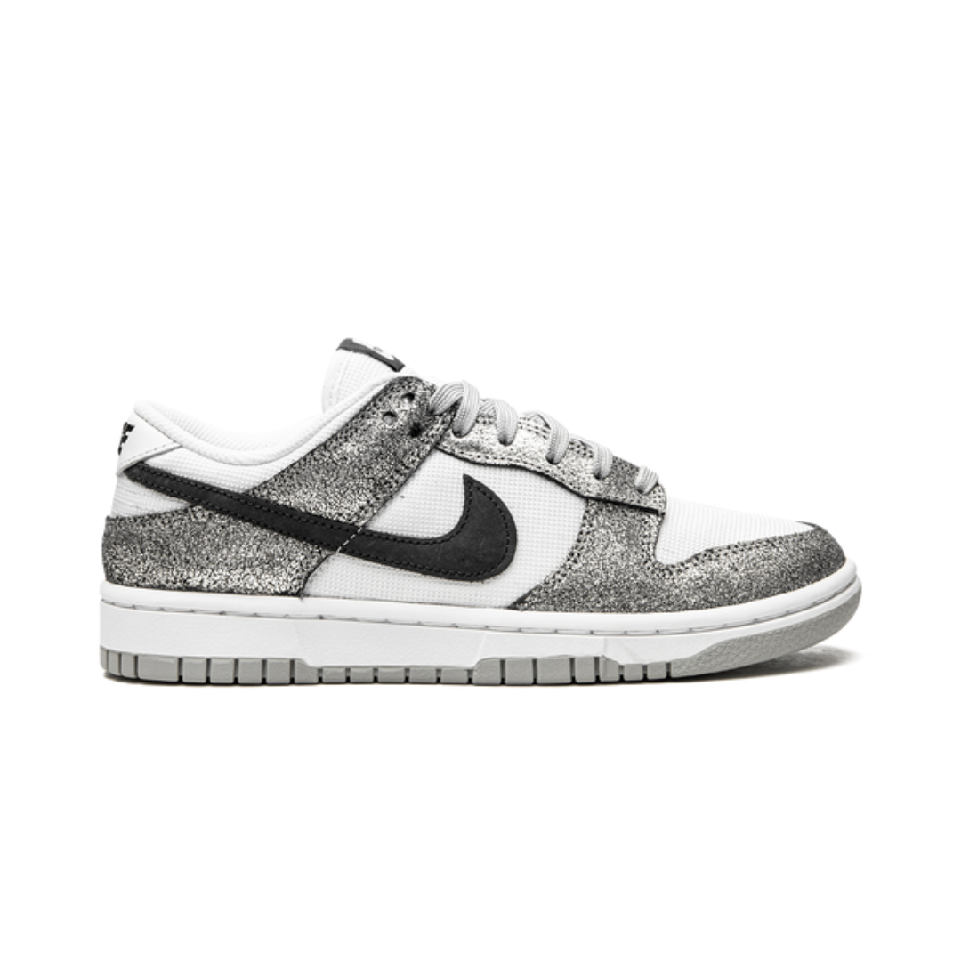 Dunk Low Golden Gals