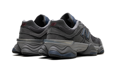 9060 Grey Castlerock