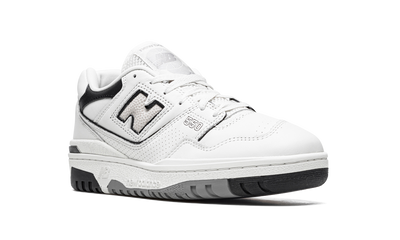 550 White Black Rain Cloud