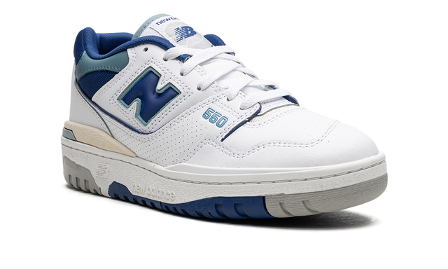 550 White Blue Groove